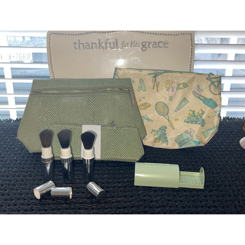 Vintage Clinique Soap Travel Case, Makeup Bag & Retractable Makeup Brush Bundle